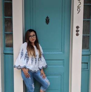 Meet your Posher, Beatriz